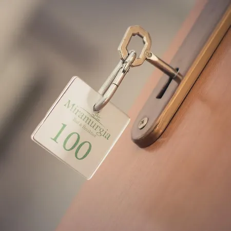 فندق مبيت وإفطار Miramurgia 4*