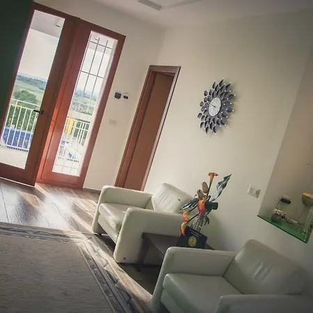 Miramurgia Bed & Breakfast 4*